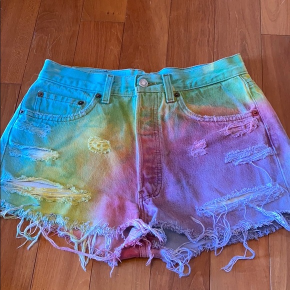 Levis Vintage Rainbow Tie Dye Shorts 